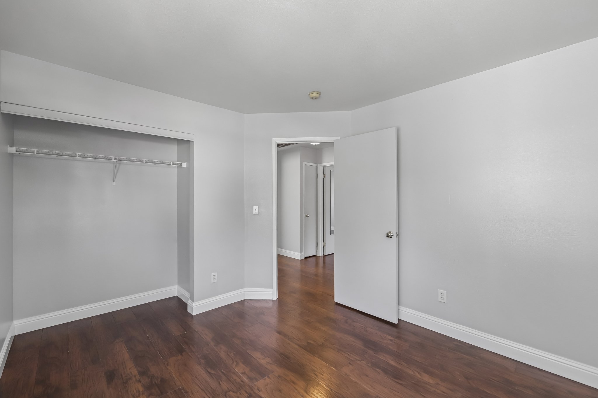 Myrtle St-S2807-022.jpg