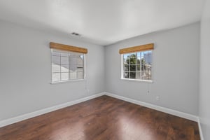 Myrtle St-S2807-019.jpg