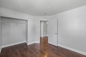 Myrtle St-S2807-022.jpg