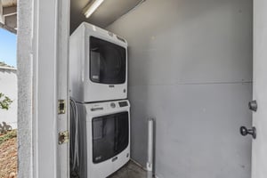 Myrtle St-S2807-029.jpg