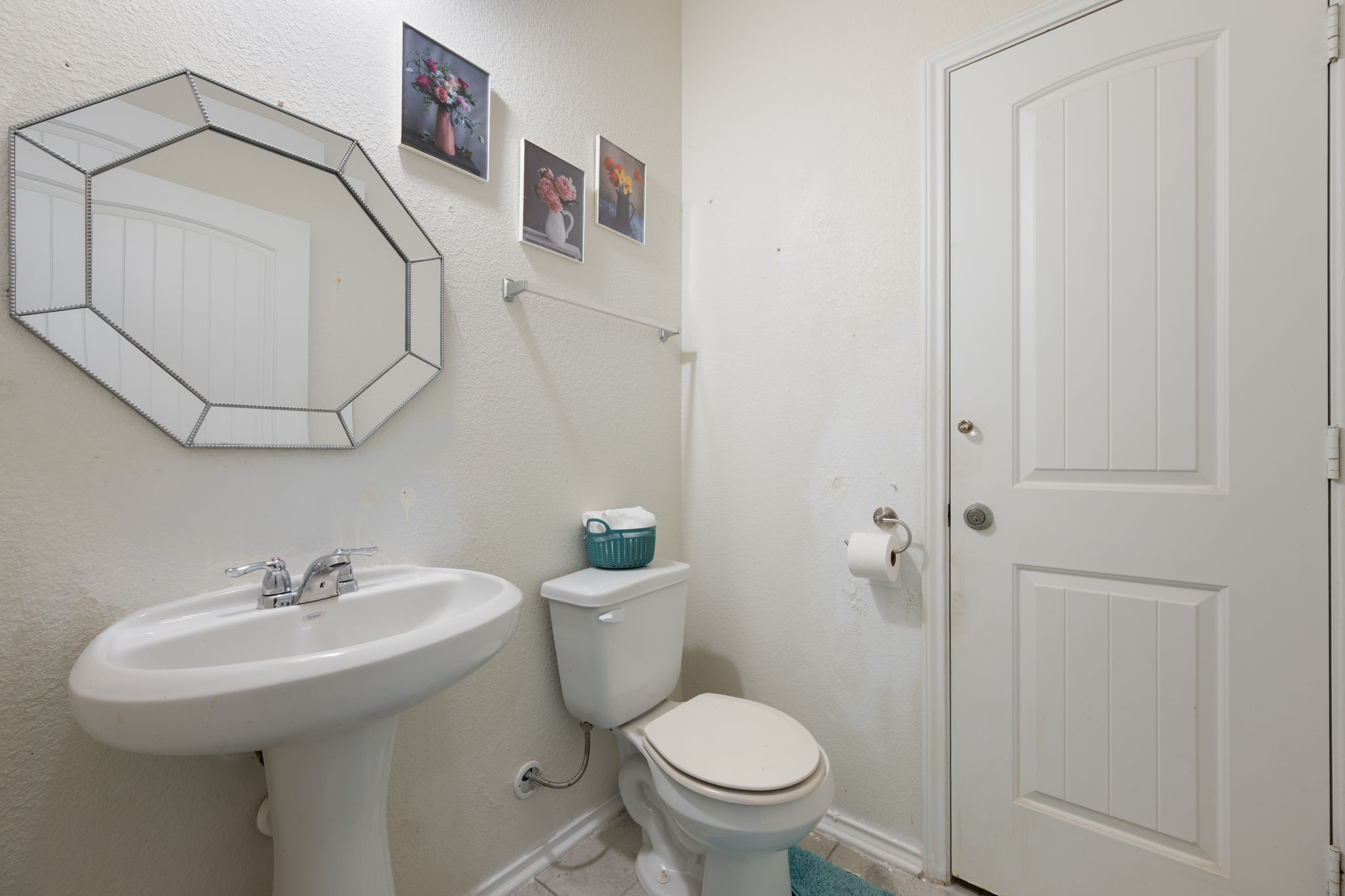  Photo 23