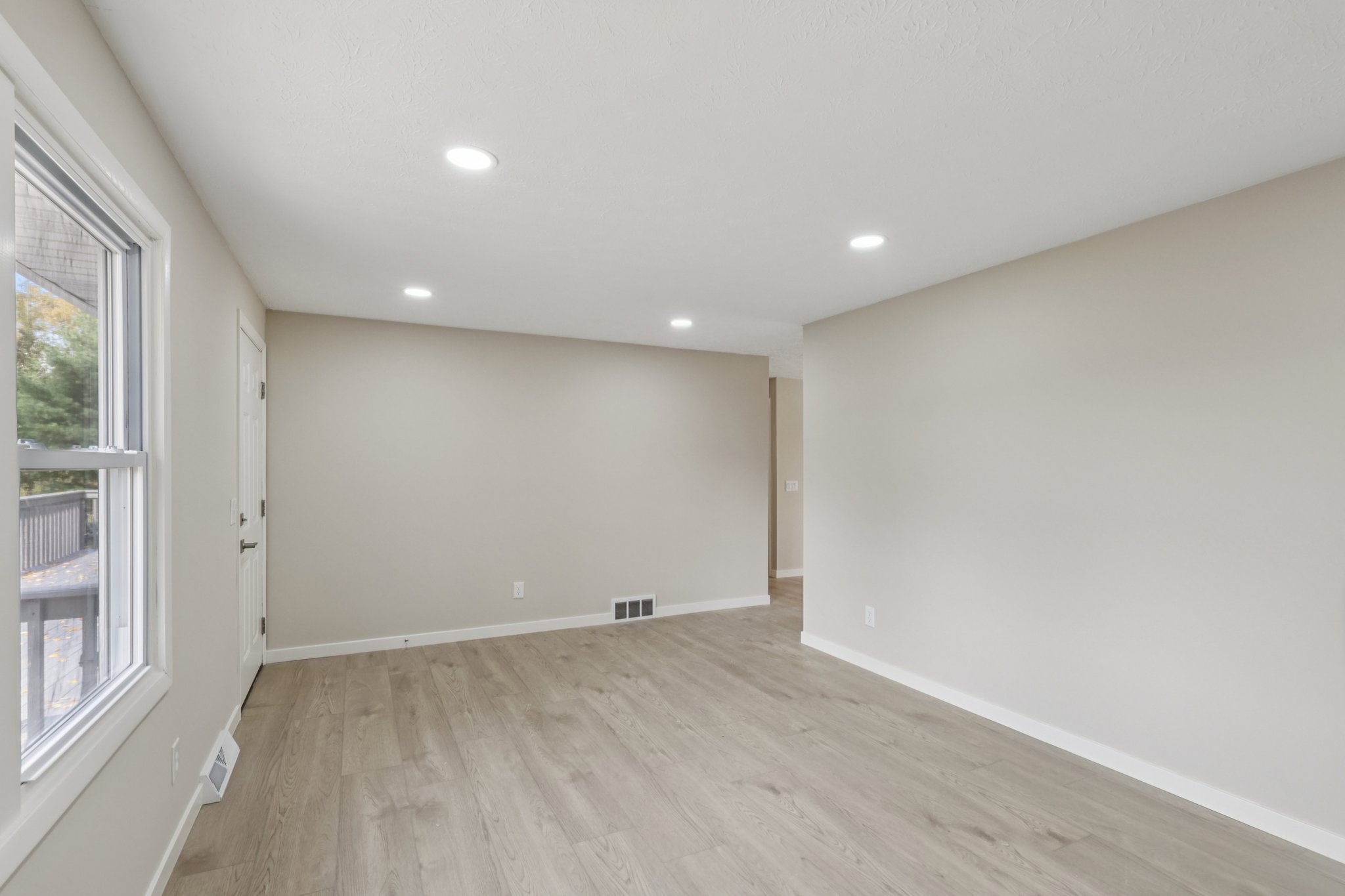 County Rd 318-S0911-025.jpg