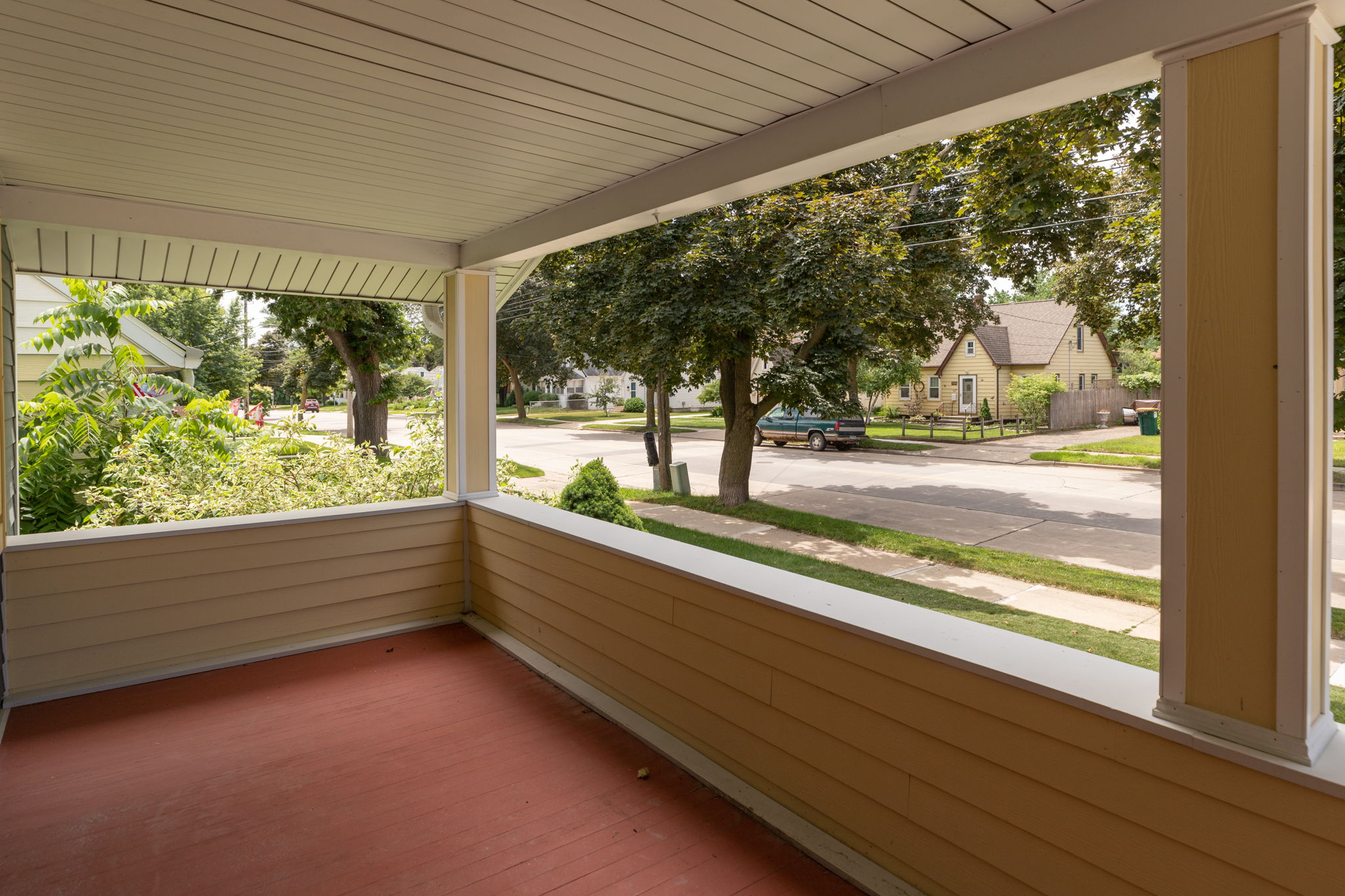 04-Porch