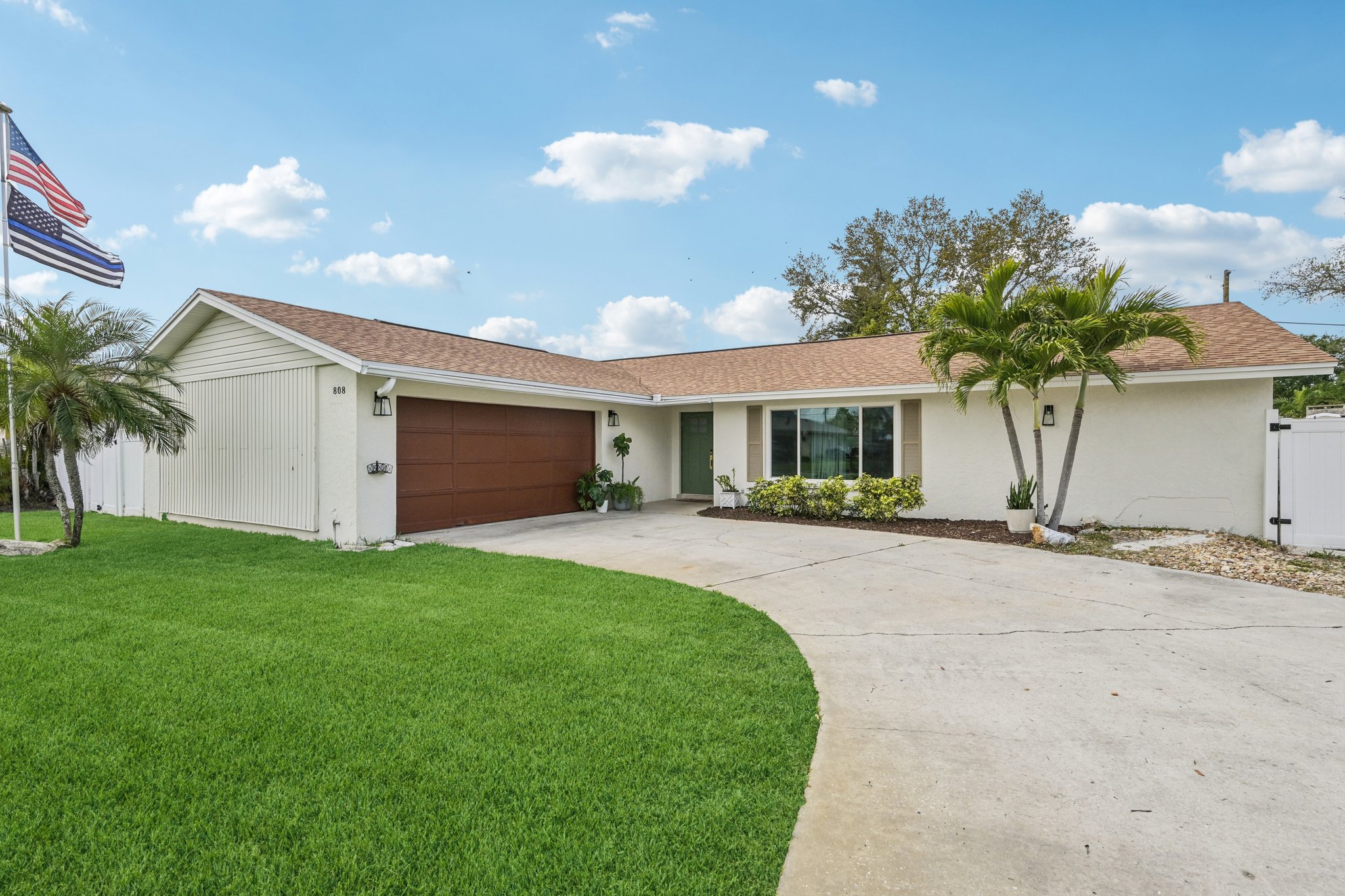 60th St NW-L1403-005.jpg