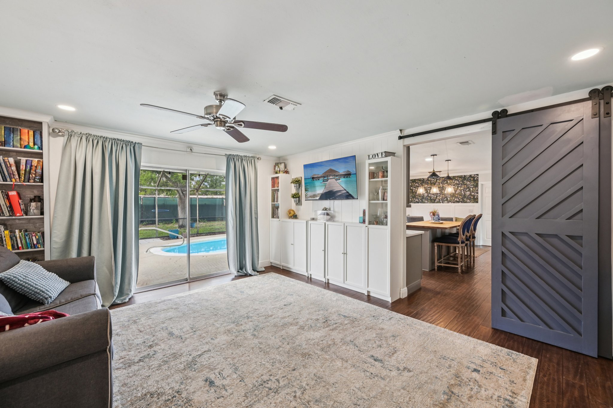 60th St NW-L1403-009.jpg