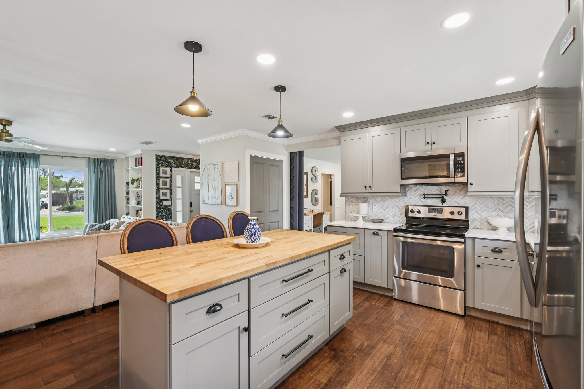 60th St NW-L1403-022.jpg