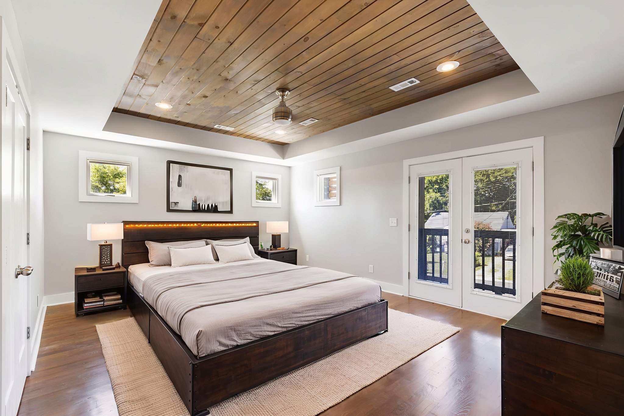 0W0A1645 virtually staged.jpeg