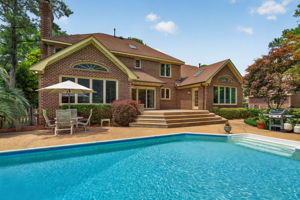  Photo 44