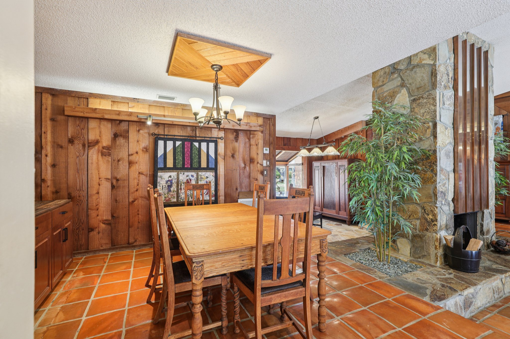 E Plantation Cir-S1302-015.jpg