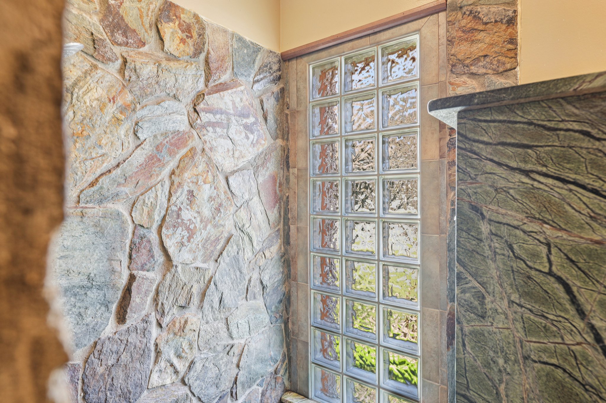 E Plantation Cir-S1302-036.jpg