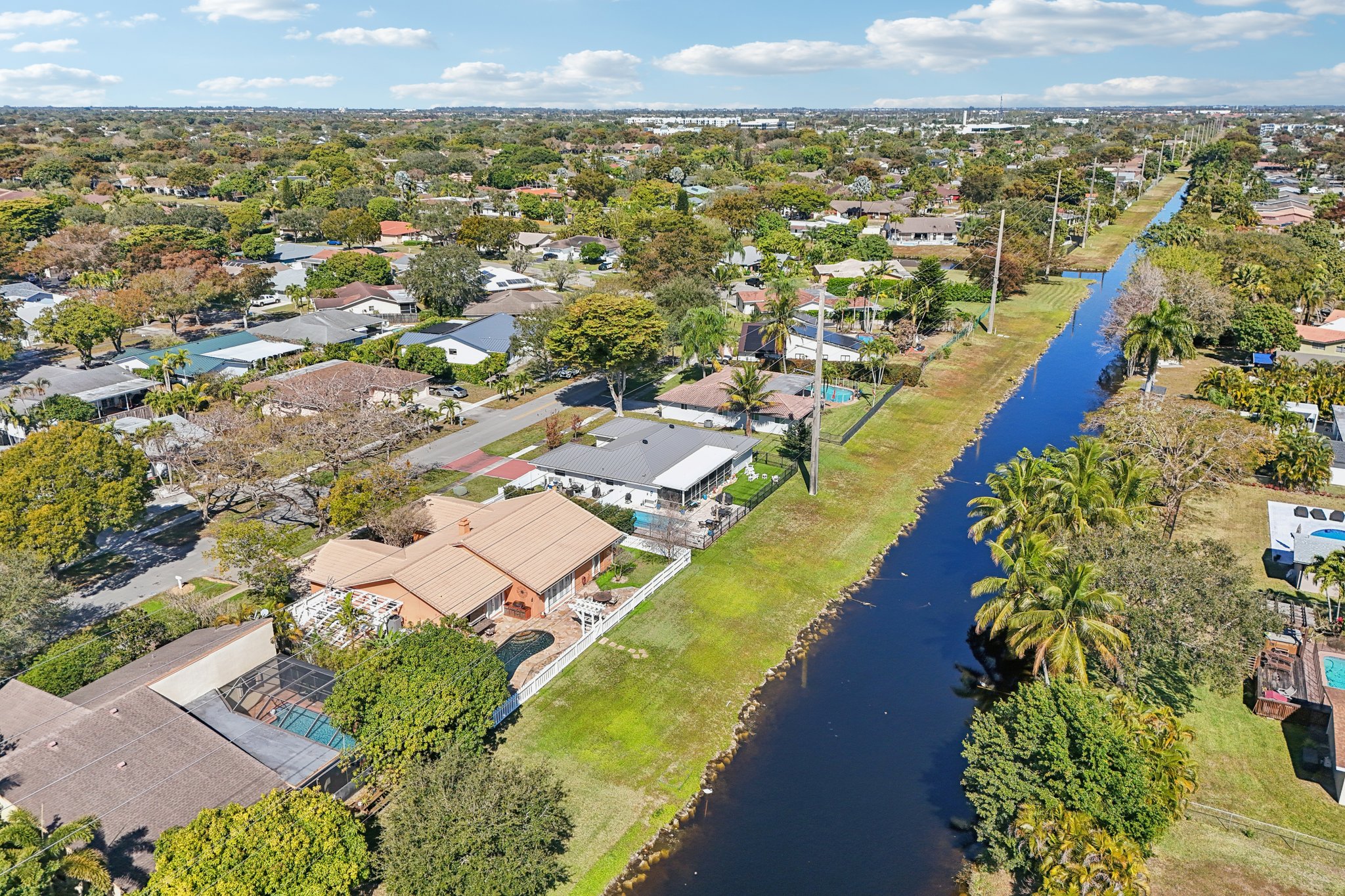 E Plantation Cir-S1302-058.jpg