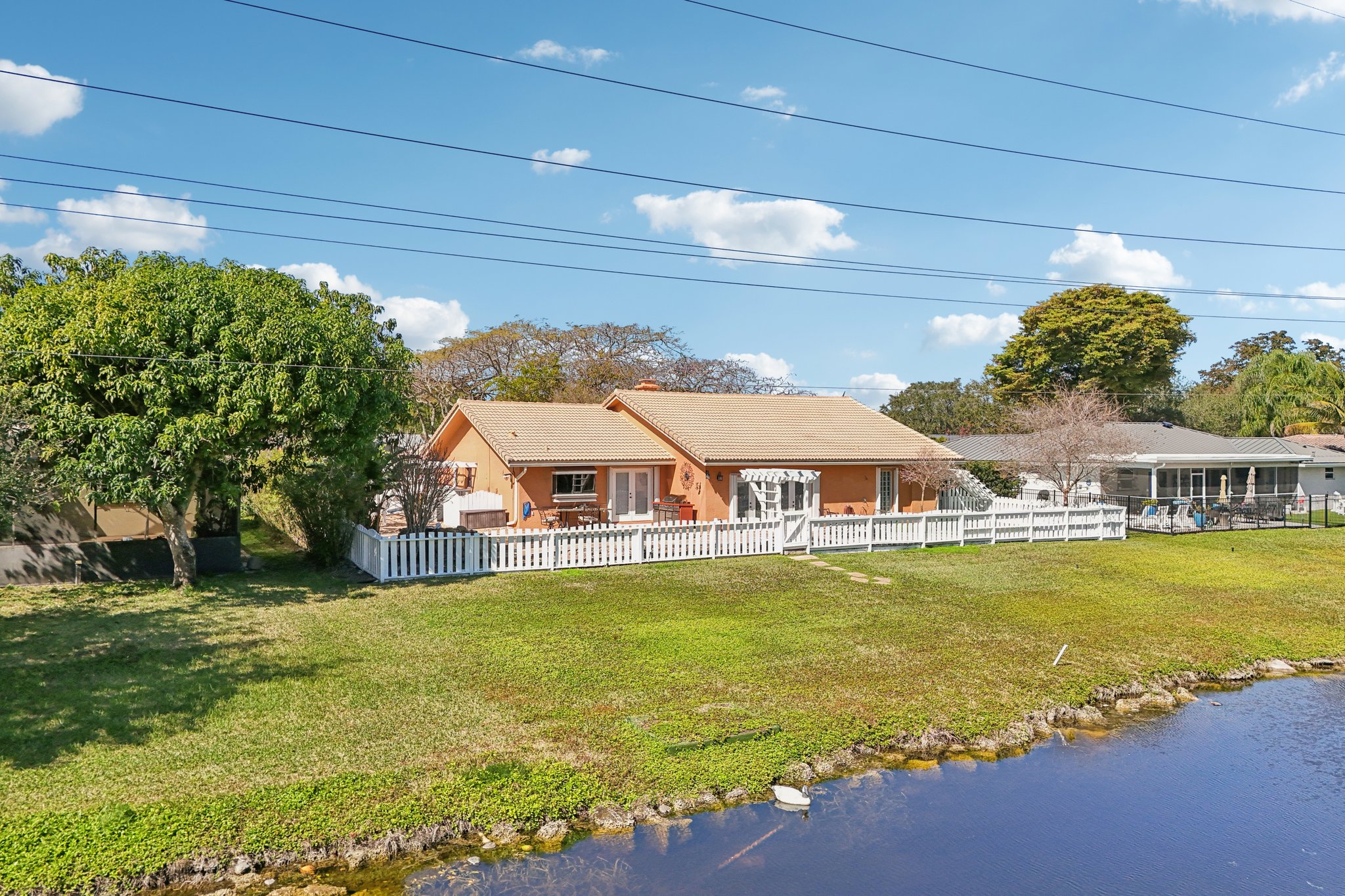 E Plantation Cir-S1302-061.jpg