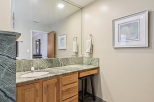 E Plantation Cir-S1302-038.jpg