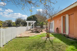 E Plantation Cir-S1302-044.jpg