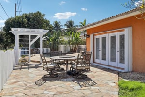 E Plantation Cir-S1302-045.jpg