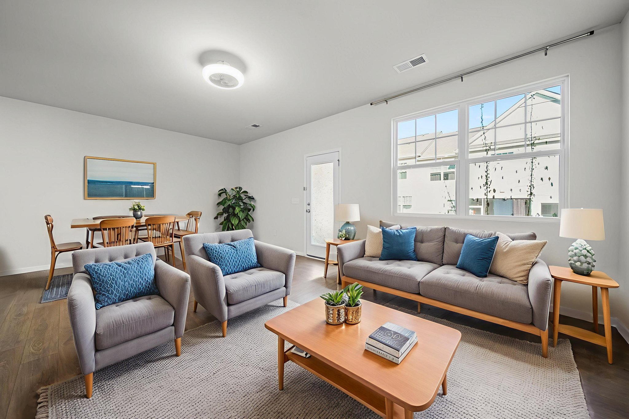 DCE05834_print virtually staged.jpeg