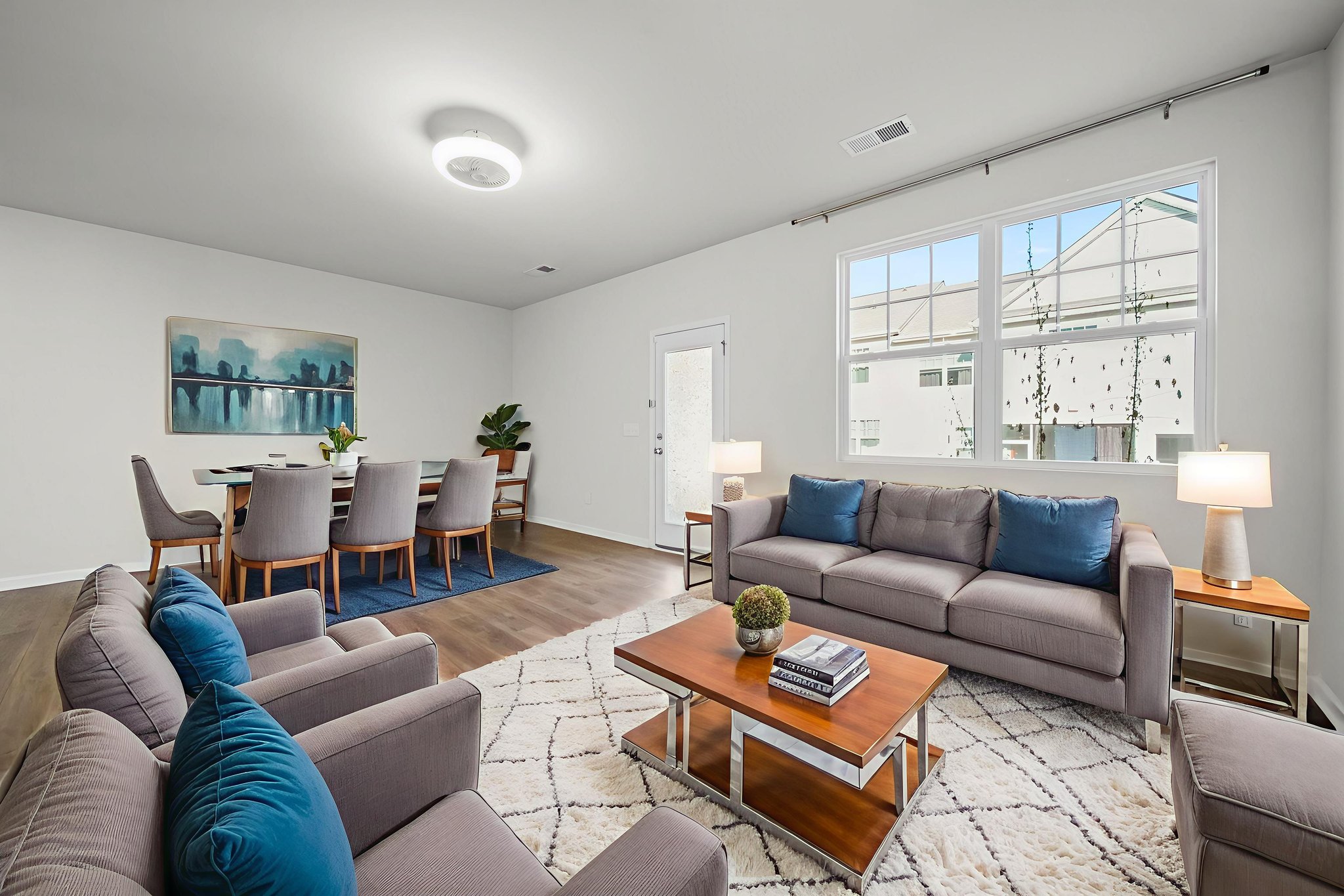 DCE05834_print virtually staged.jpeg