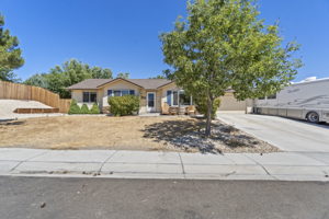 808 Mariposa Rd, Dayton, NV 89403, USA Photo 1