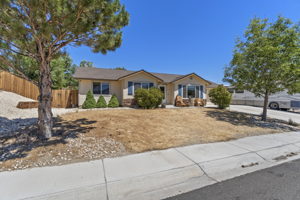 808 Mariposa Rd, Dayton, NV 89403, USA Photo 3