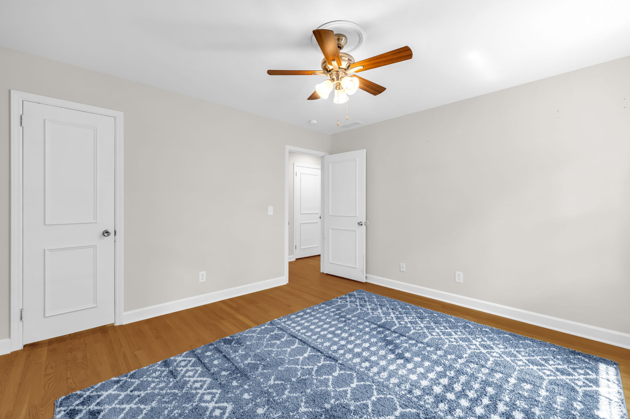 808 Pebble Dr-28