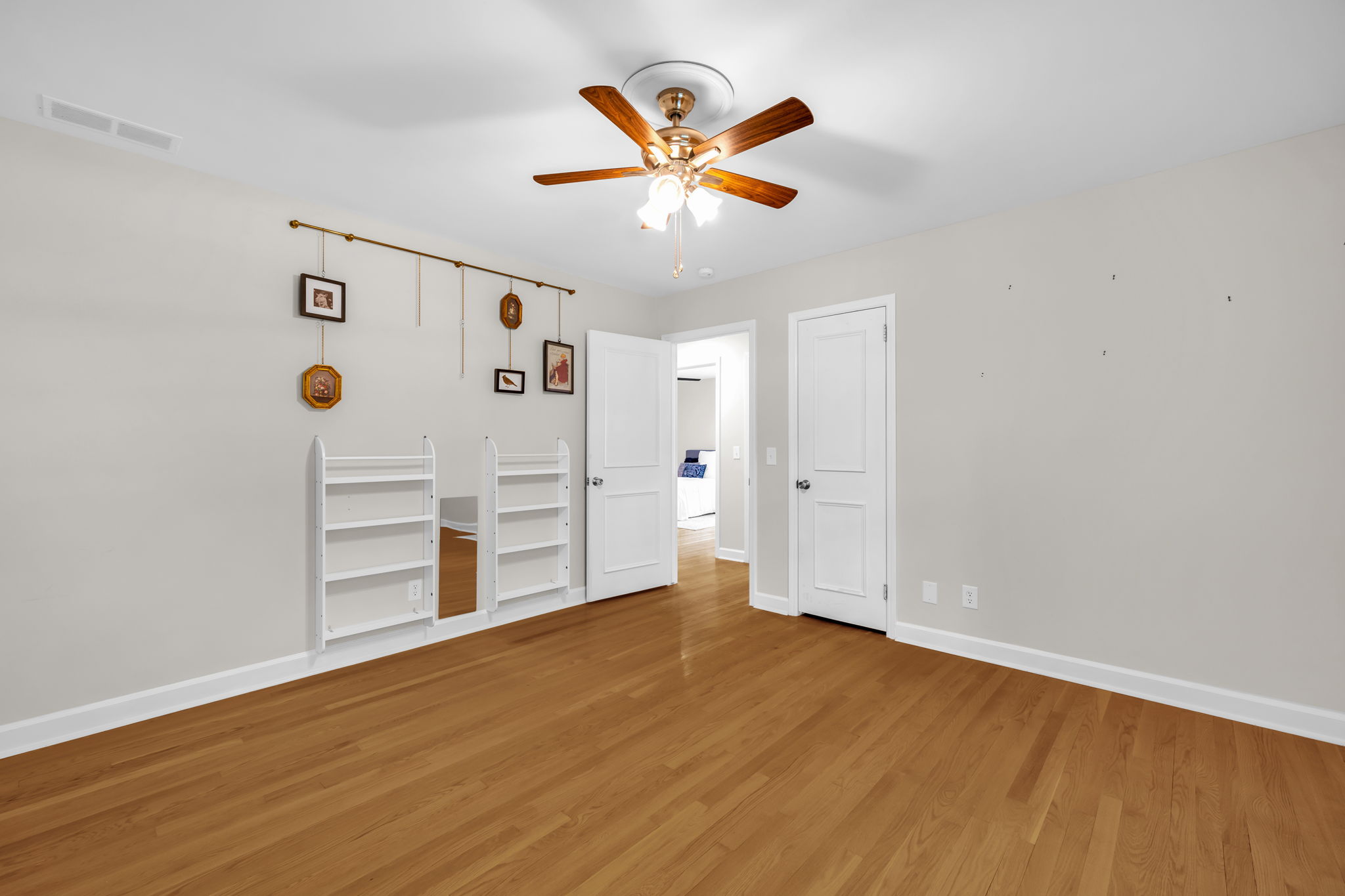 808 Pebble Dr-31