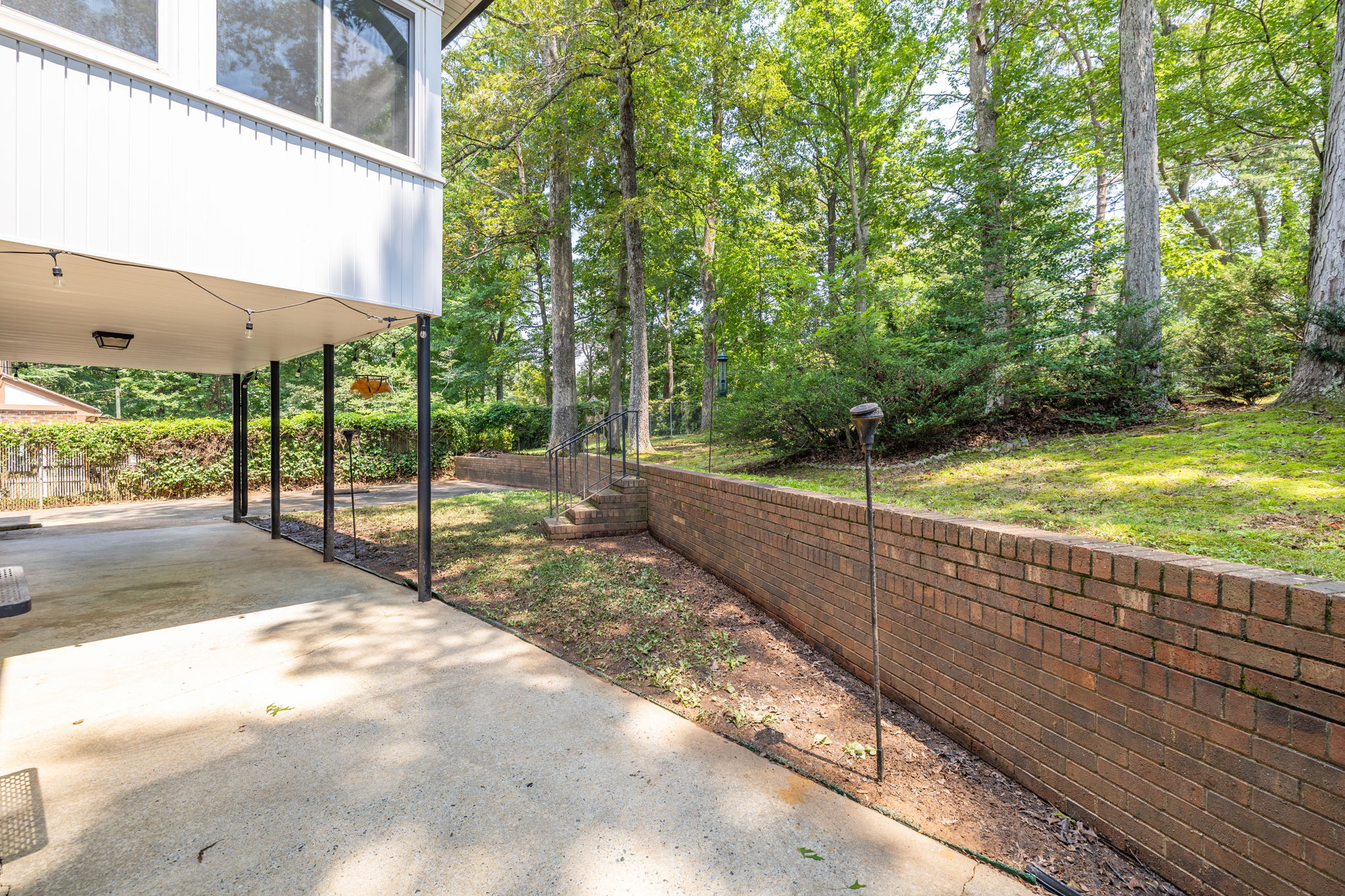808 Pebble Dr-46