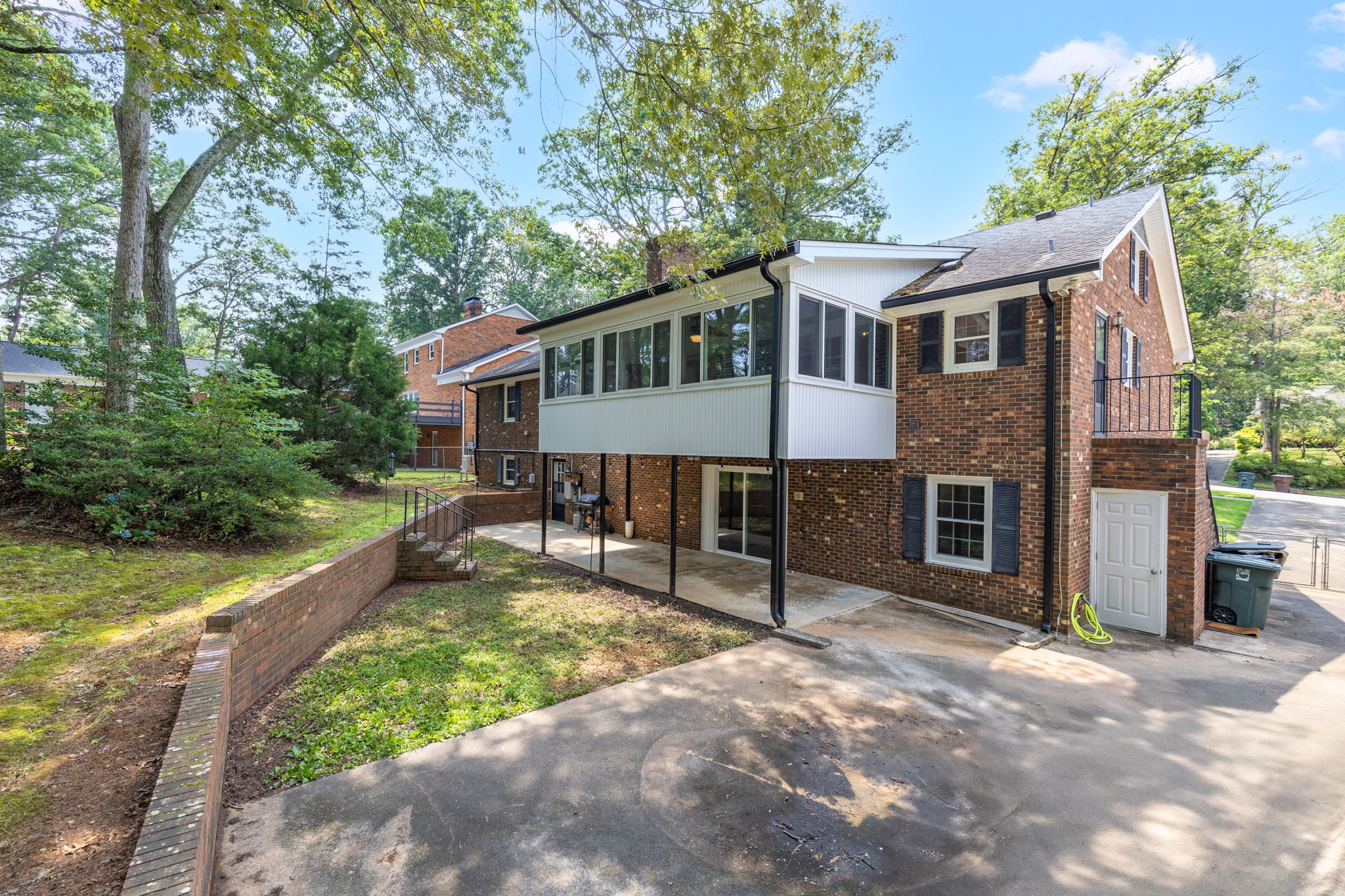 808 Pebble Dr-48