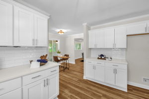 808 Pebble Dr-15
