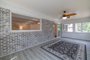 808 Pebble Dr-19