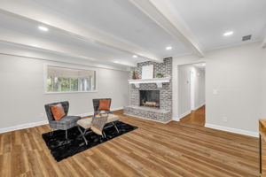 808 Pebble Dr-21