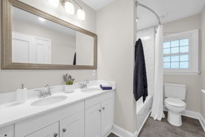 808 Pebble Dr-29