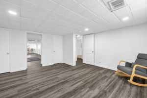 808 Pebble Dr-33