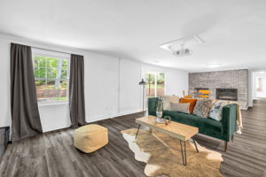 808 Pebble Dr-40