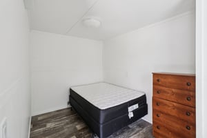 SE 124th Ave-S2806-011.jpg