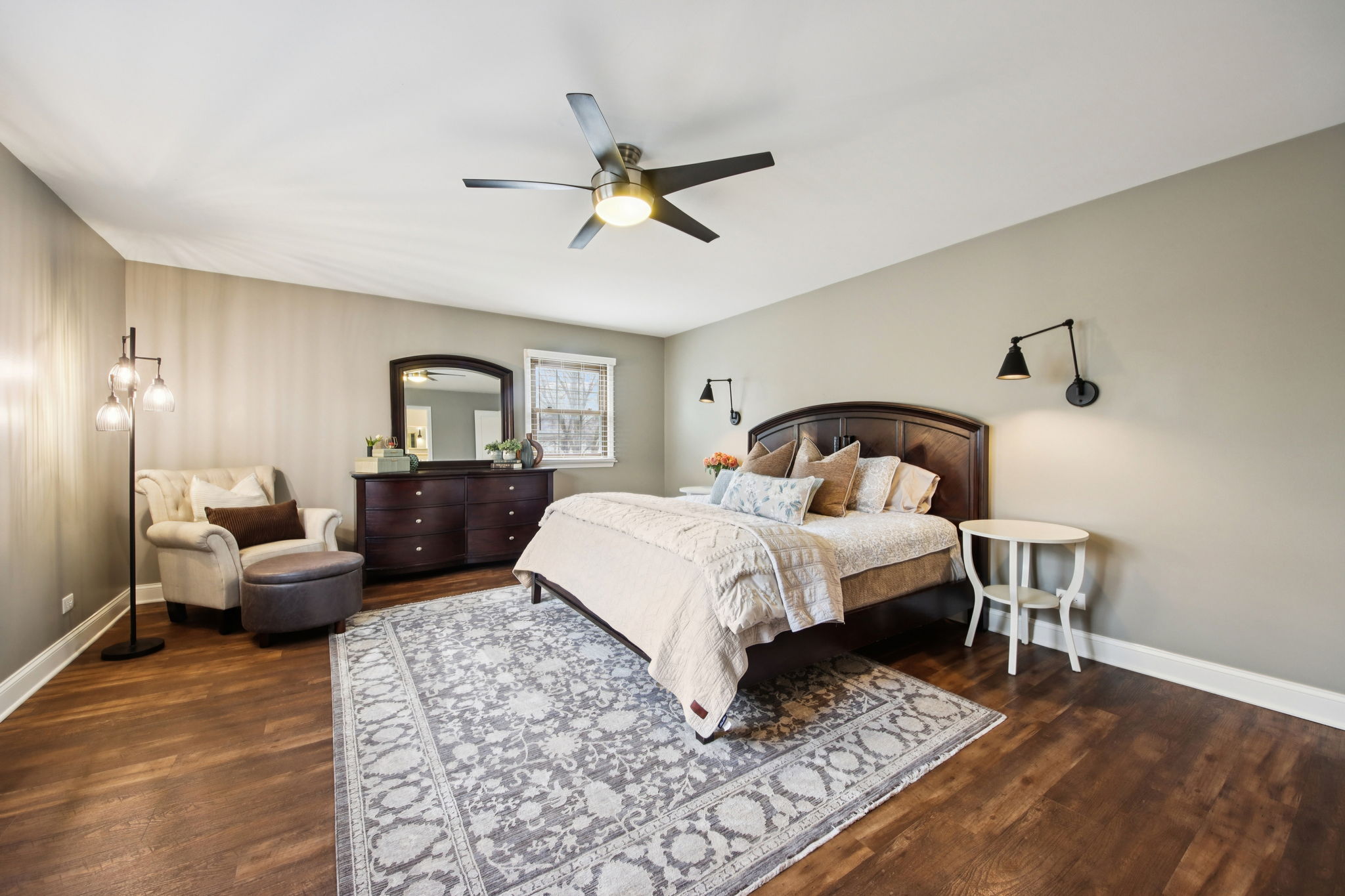 Shiloh Cir-L0903-043