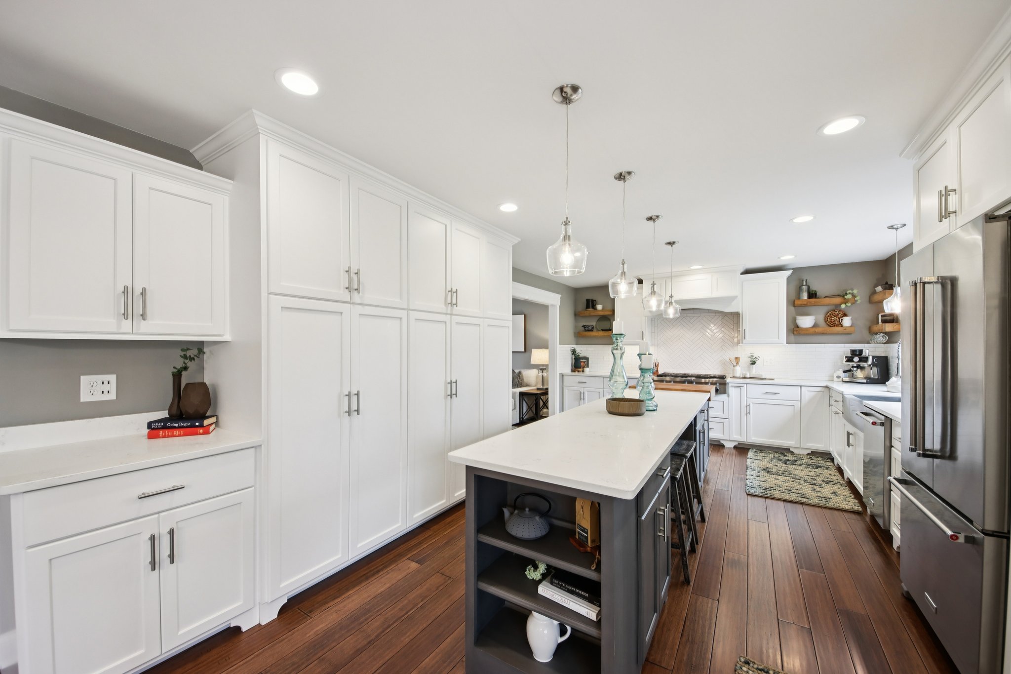 Shiloh Cir-L0903-018 (2).jpg