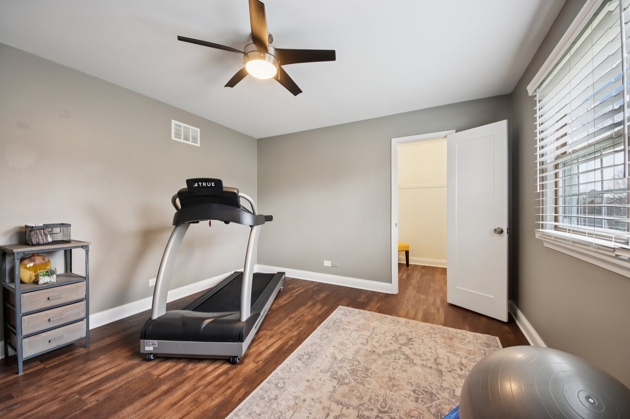 Shiloh Cir-L0903-031 (2).jpg