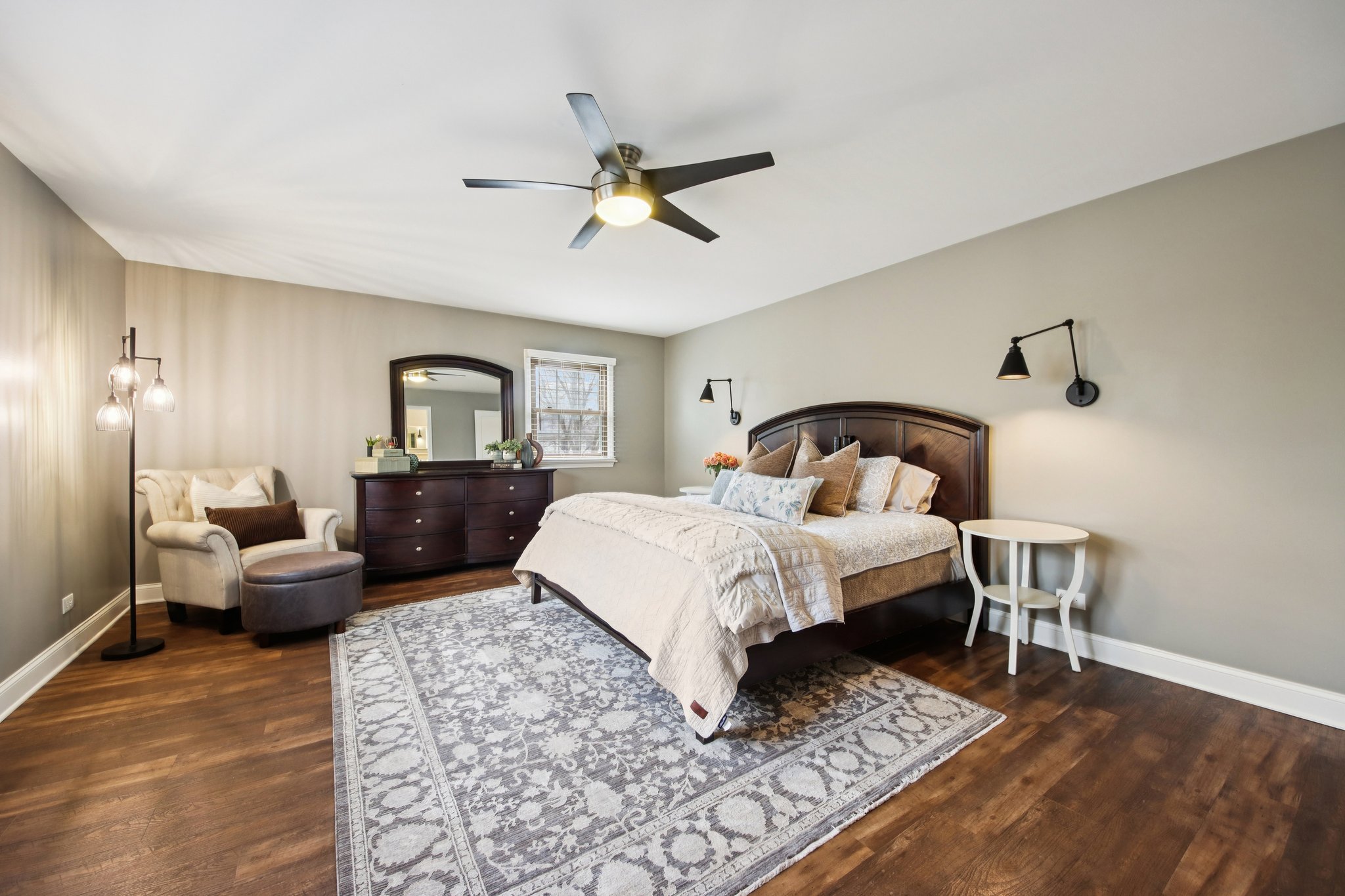 Shiloh Cir-L0903-043 (2).jpg