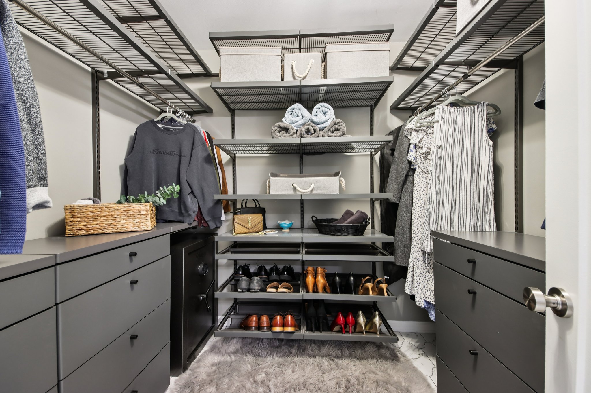 Shiloh Cir-L0903-045 (2).jpg