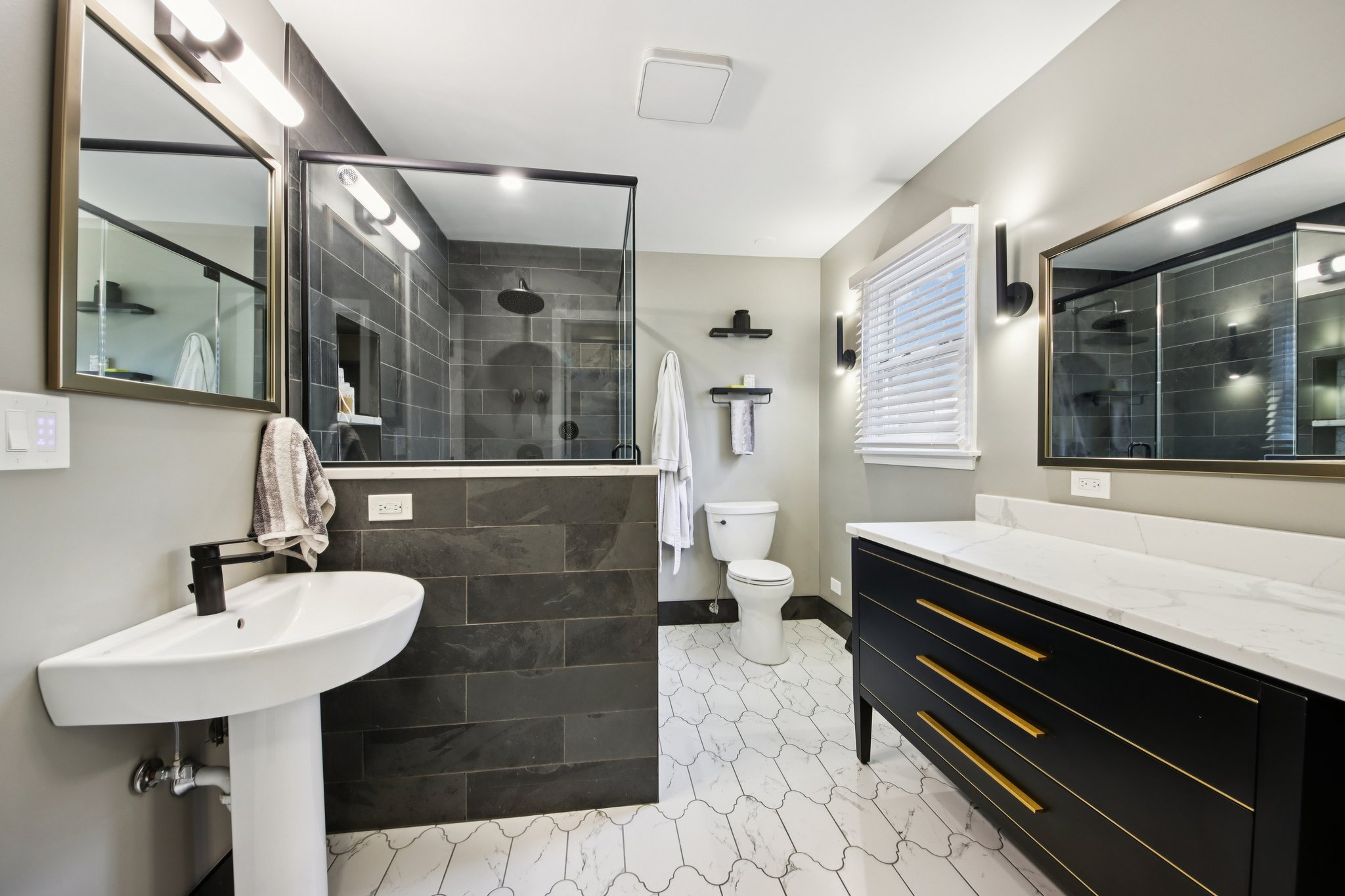 Shiloh Cir-L0903-046 (2).jpg