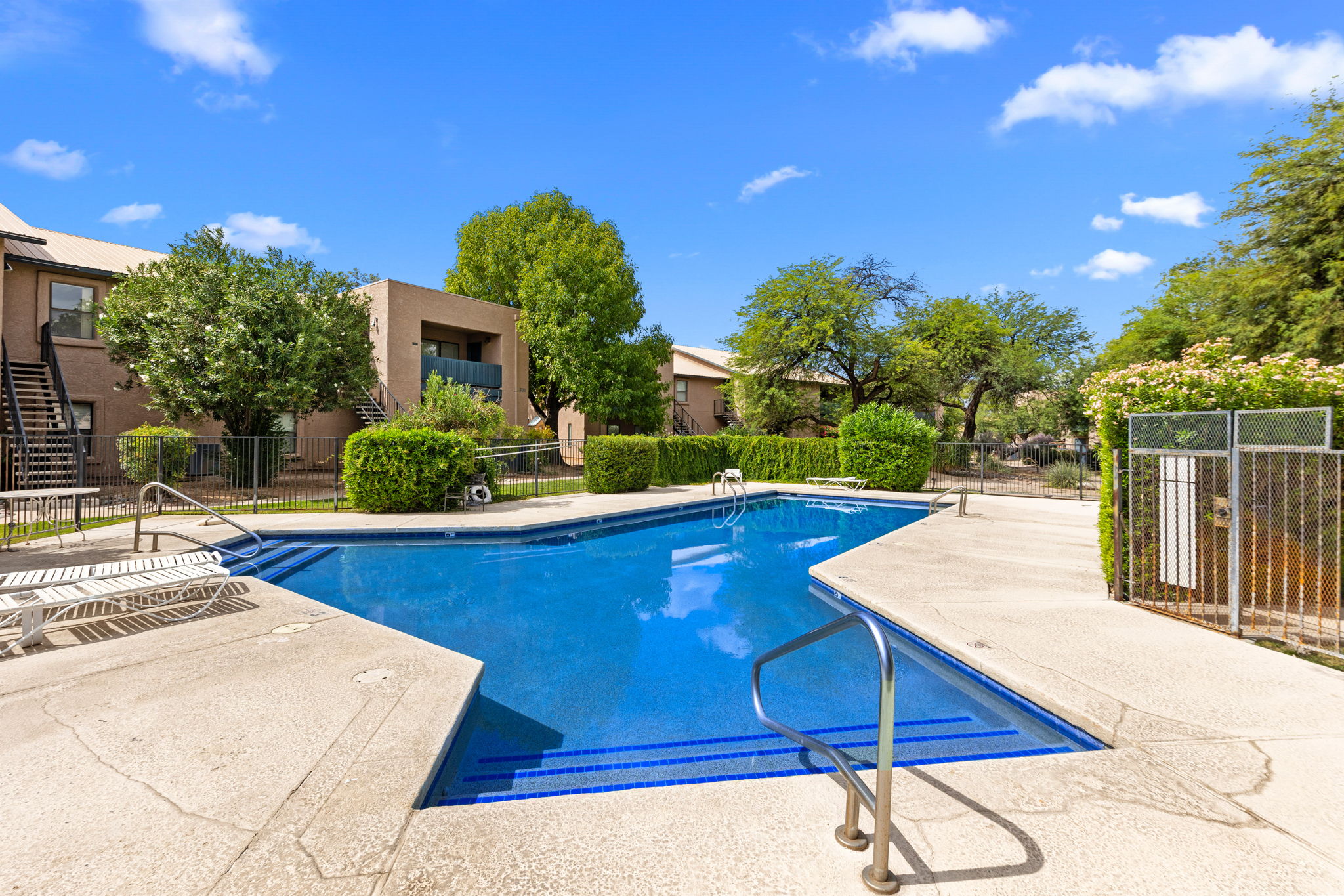  Photo 35