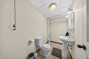  Photo 38