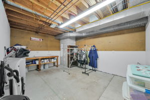  Photo 34