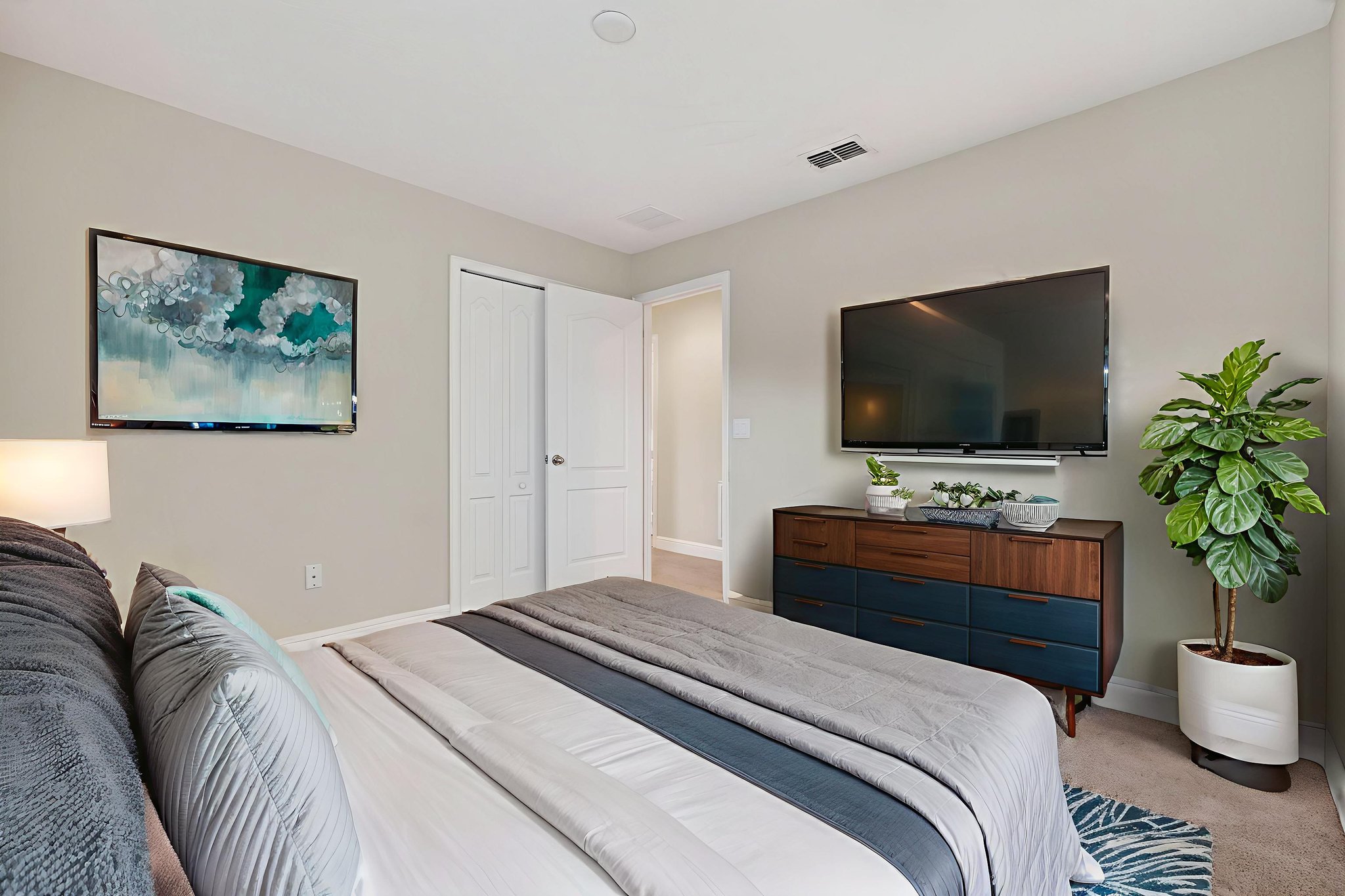 8087 Brooksville Dr-Davenport, FL-19 virtually staged.jpeg