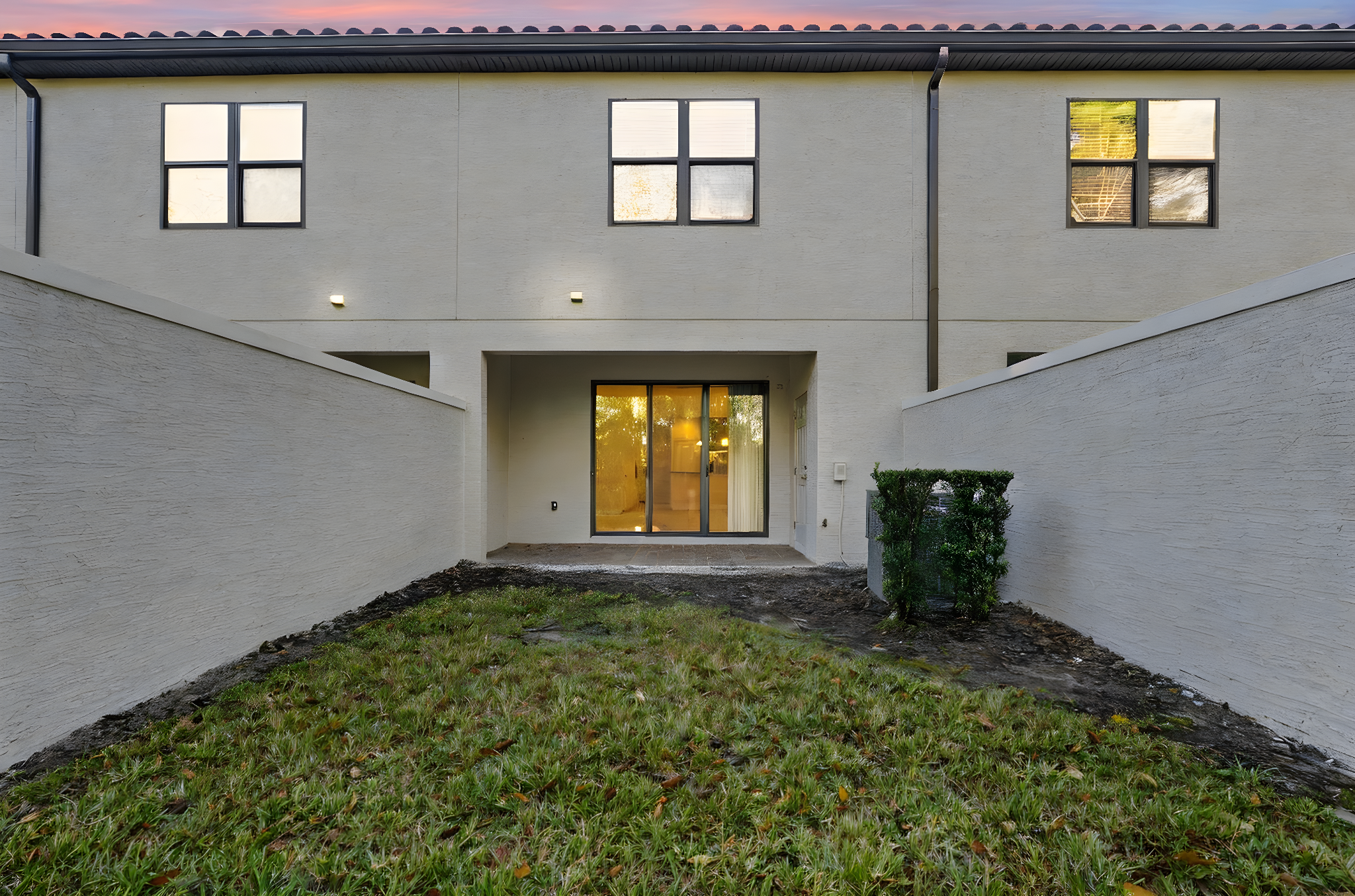 8087 Brooksville Dr-Davenport, FL-34 day to dusk.jpeg