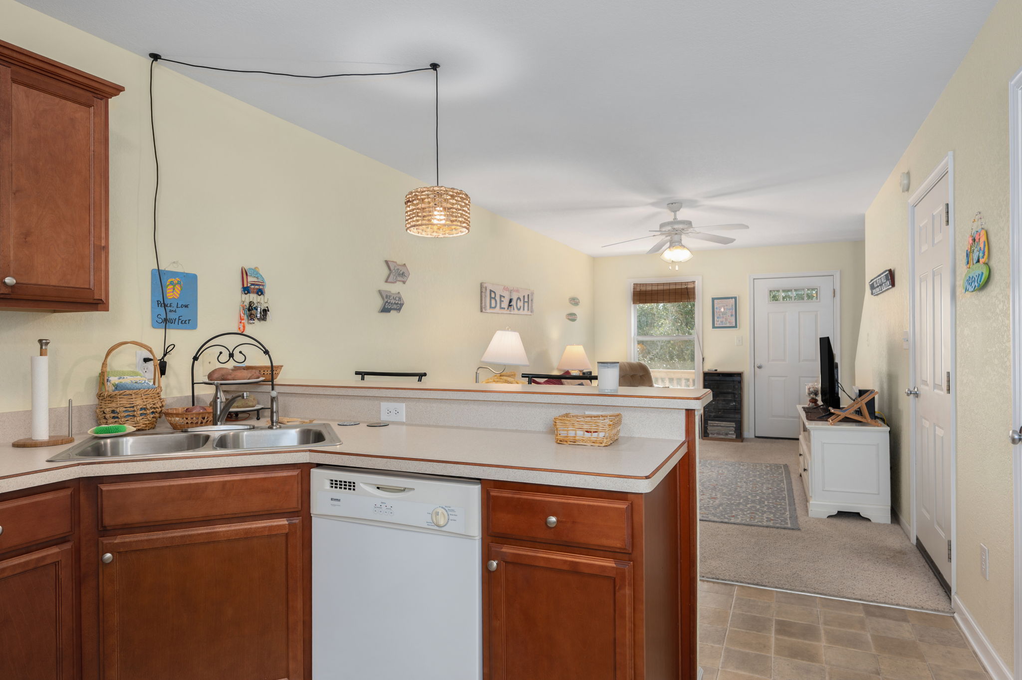 809-B-Ninth-Ave-ML-Kitchen-V4