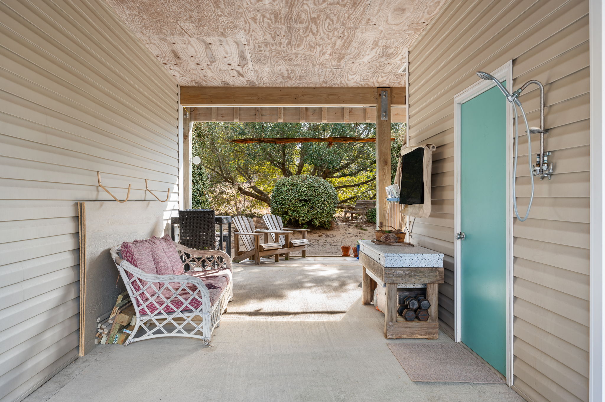 809-B-Ninth-Ave-Carport