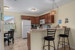 809-B-Ninth-Ave-ML-Kitchen