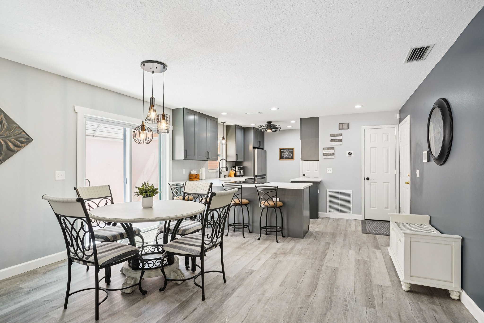 Alvarado Pl-S1410-009.jpg