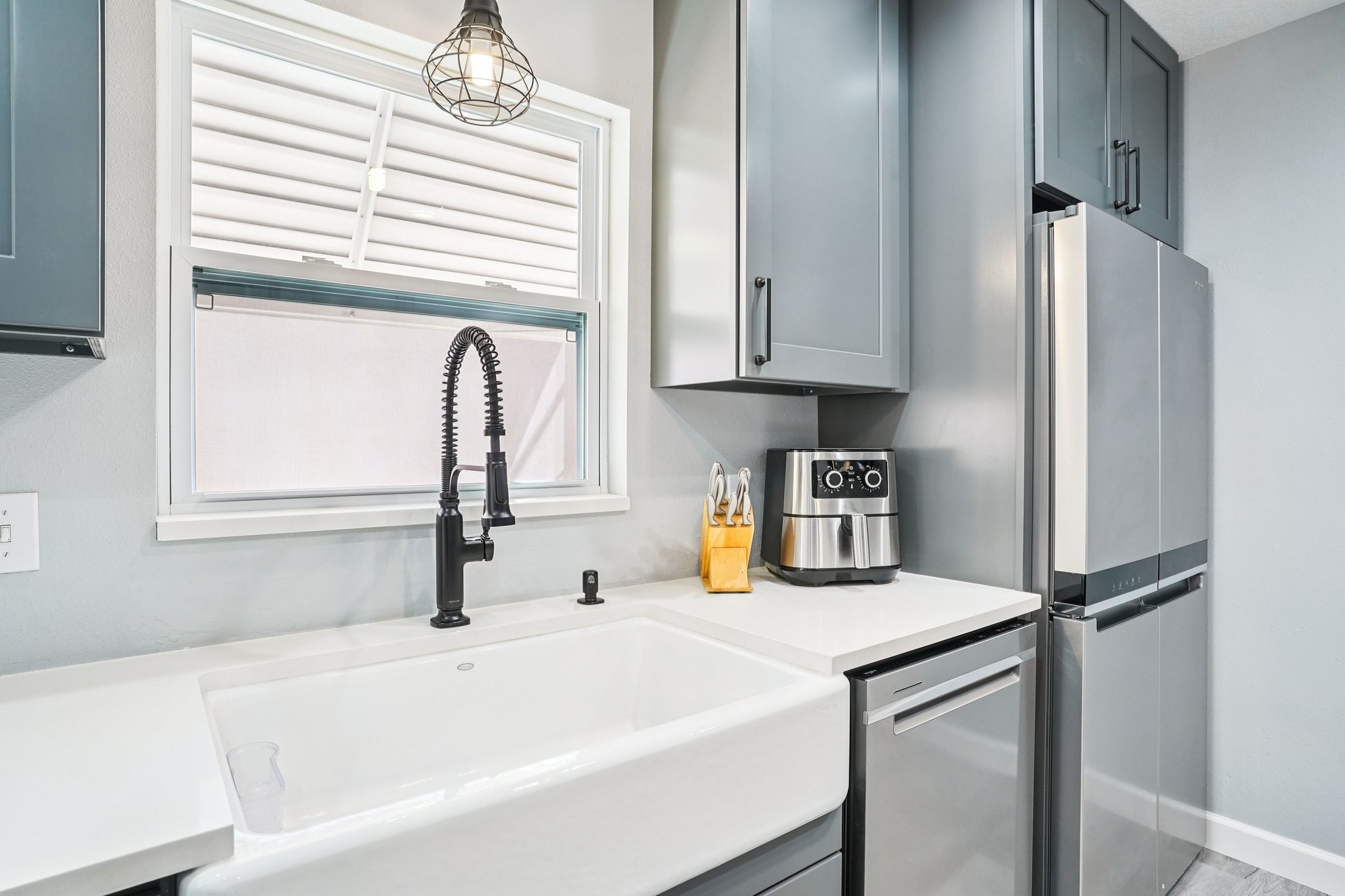 Alvarado Pl-S1410-016.jpg